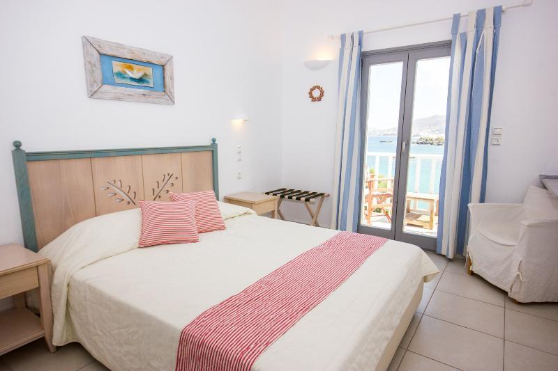 Hotel Paros Bay Parasporos Zewnętrze zdjęcie